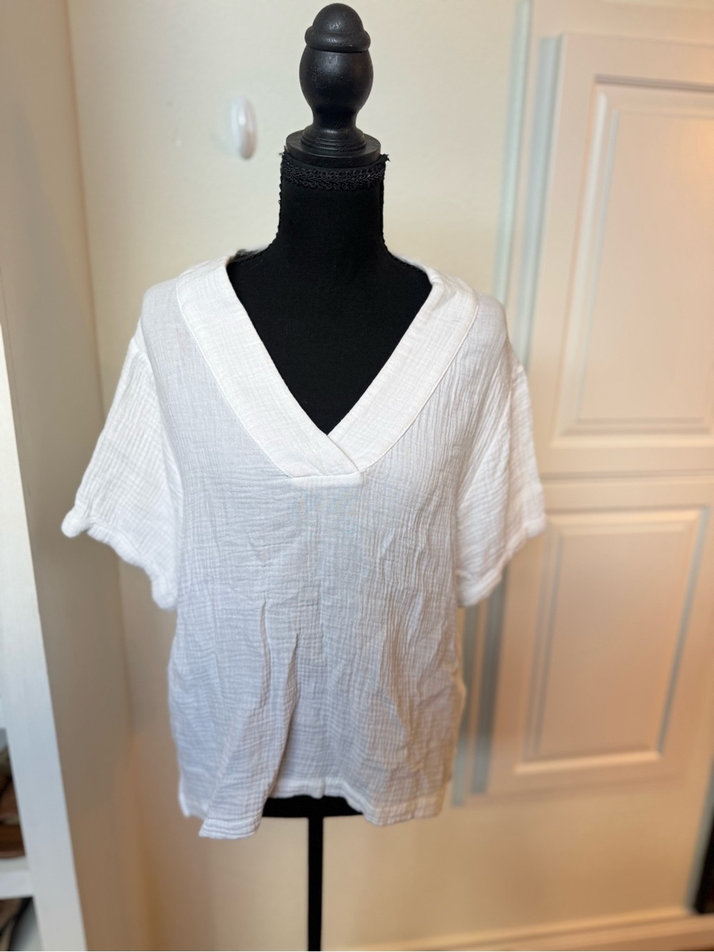 White Linen V-Neck Women's Top
